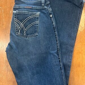 Women’s Q baby wrangler jeans